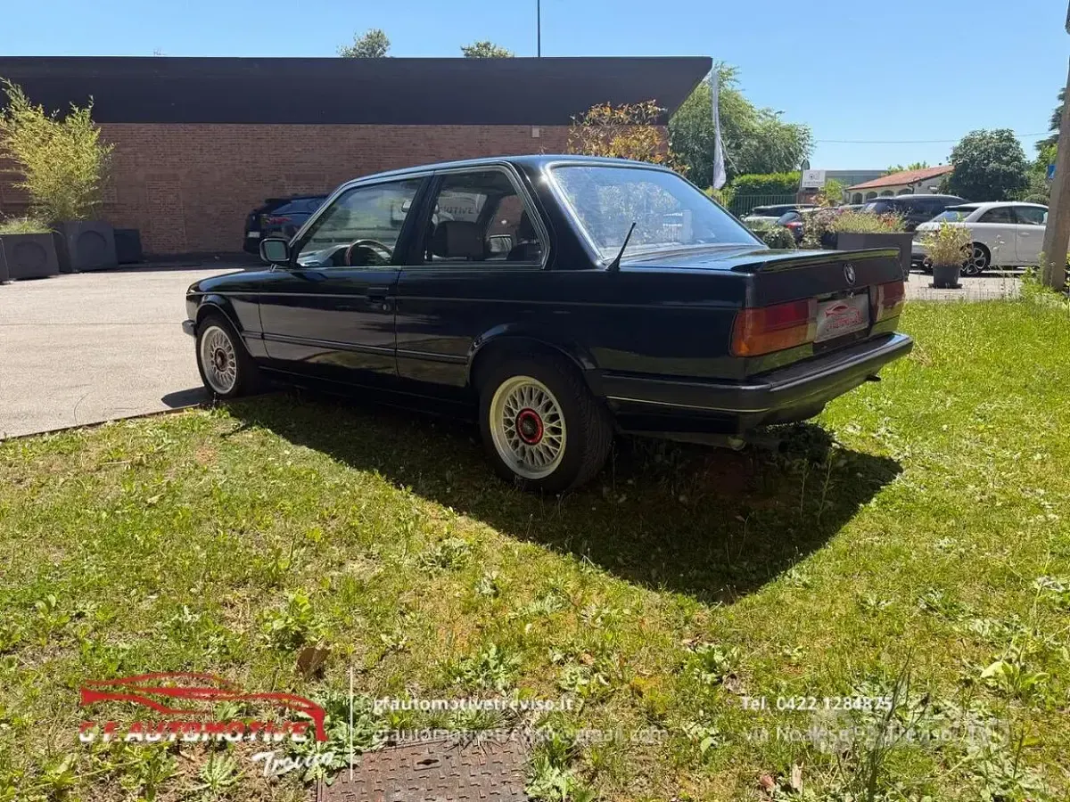 Usata BMW 316 101 CV (74 kW) 1987 Blu