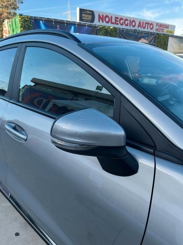 Usata Ford Puma ST-Line X 125 CV (91 kW) 2020 Grigio Station wagon