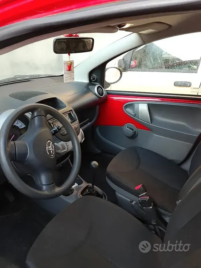 Usata Toyota Aygo 67 CV (49 kW) 2007 Utilitaria