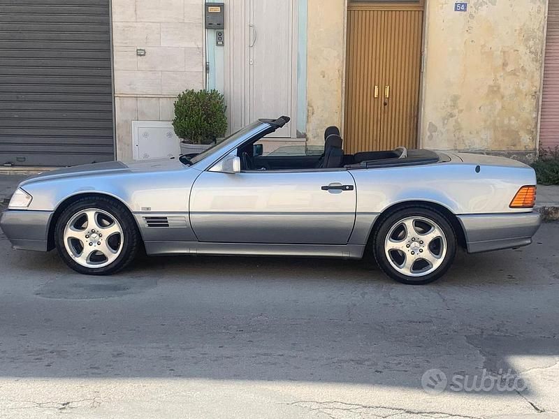 Usata Mercedes SL500 320 CV (235 kW) 1992 Grigio Cabrio