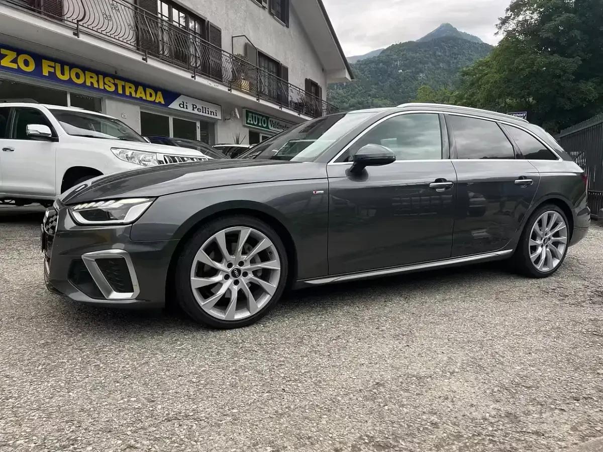 Usata Audi A4 190 CV (139 kW) 2019 Grigio Station wagon