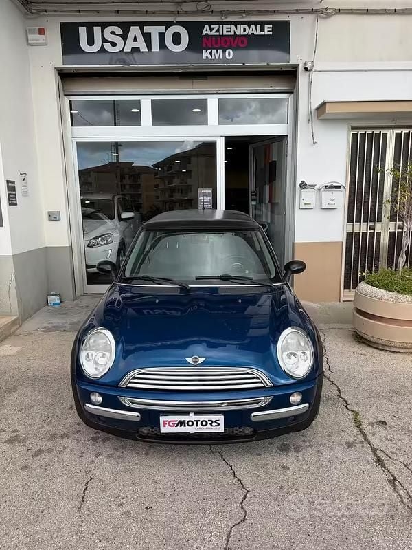 Usata Mini Cooper 89 CV (65 kW) 2004 Blu Utilitaria