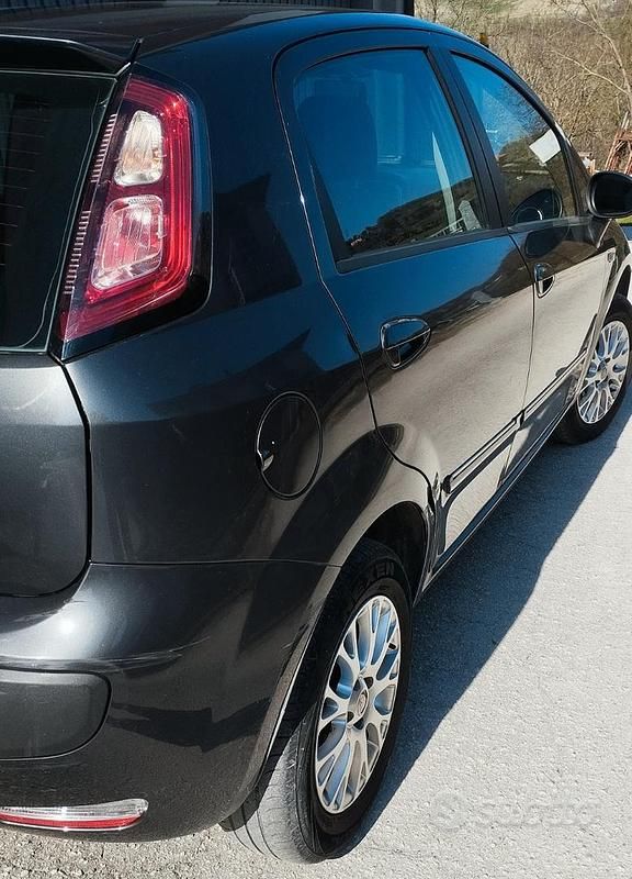 Usata Fiat Punto Evo Dynamic 2011 Grigio Utilitaria