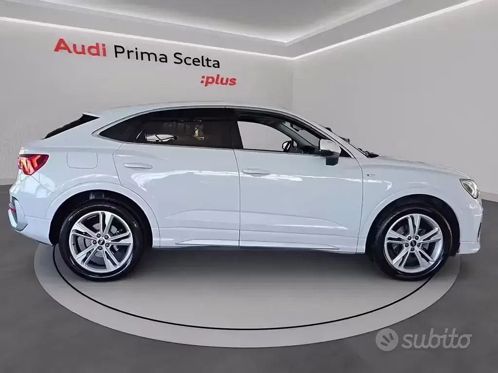Usata Audi Q3 Sportback S-Line 150 CV (110 kW) 2022 Bianco ghiaccio metalizzato SUV