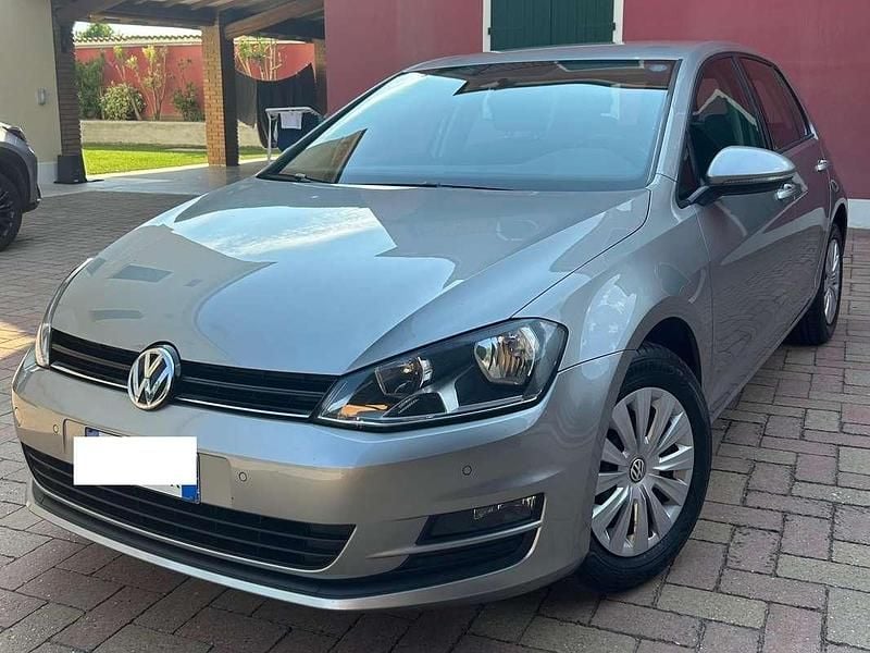 Usata VW Golf VII Trendline 90 CV (66 kW) 2016 Argento Berlina