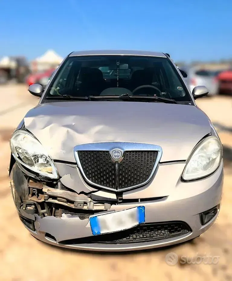 Gebraucht Lancia Ypsilon 75 PS (55 kW) 2007 Grau Kleinwagen
