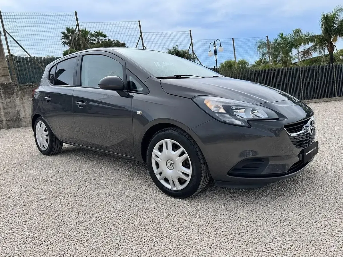 Usata Opel Corsa 75 CV (55 kW) 2016 Grigio Utilitaria