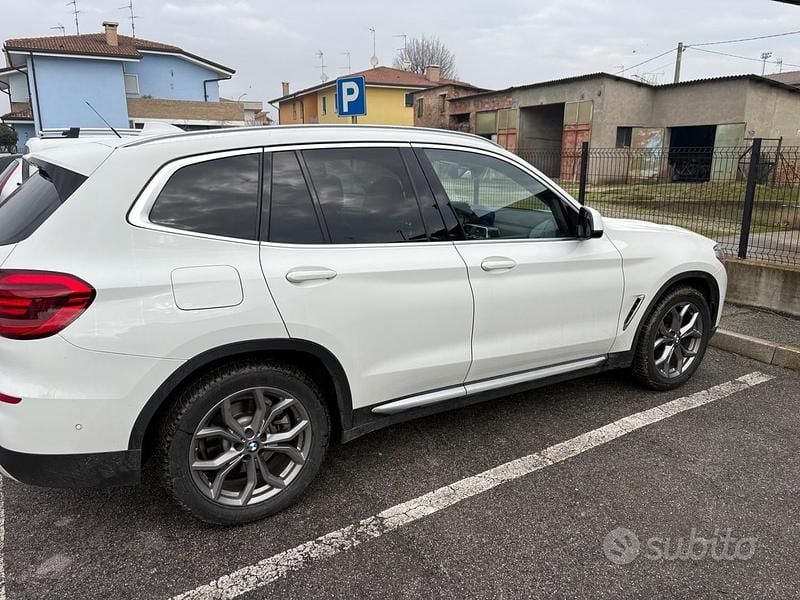 Bianco Usata 2020 BMW X3 Comfort Edition SUV | 32.500 € (Buon prezzo) - Immagine 1/4