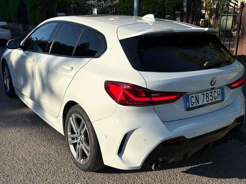 Usata BMW 116 M Sport 109 CV (80 kW) 2023 Bianco Utilitaria