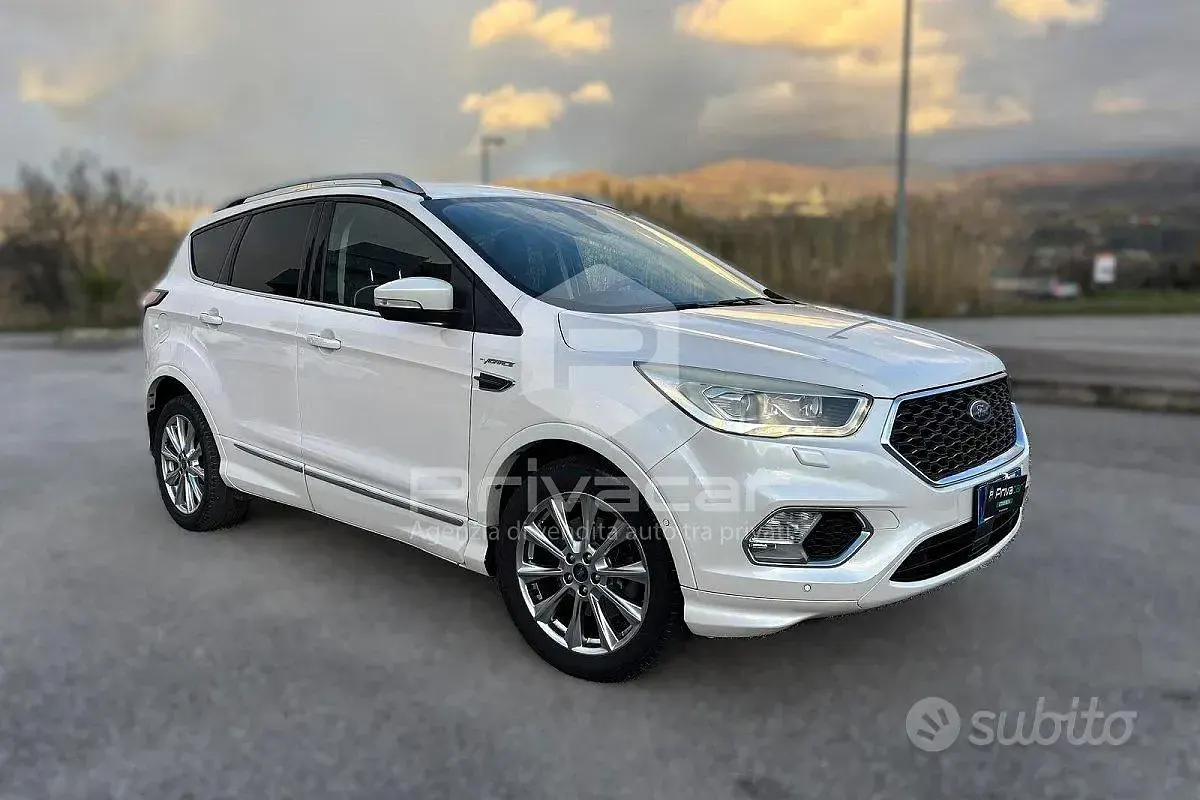 Usata Ford Kuga Vignale 150 CV (110 kW) 2019 Bianco SUV
