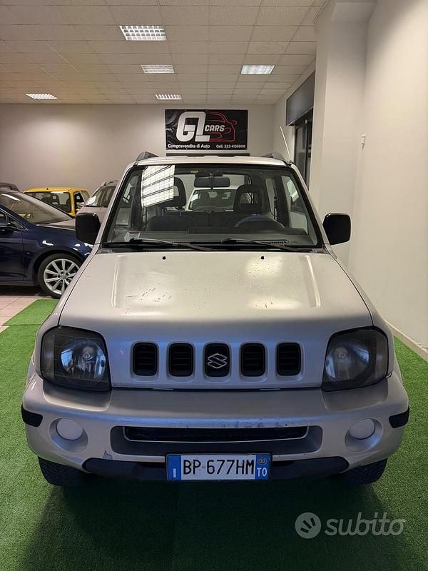 Grigio Usata 1999 Suzuki Jimny SUV | 7900 € (Buon prezzo) - Immagine 1/4