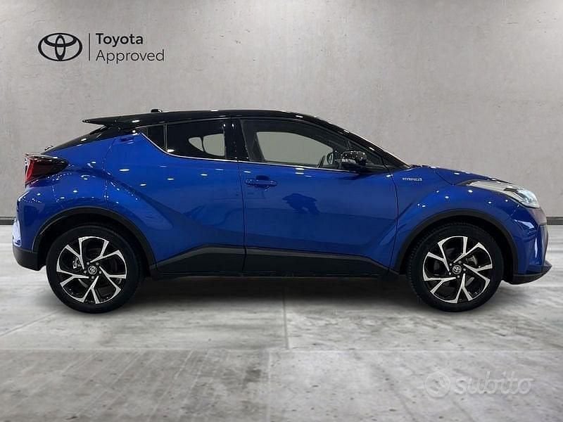 Usata Toyota C-HR Trend 184 CV (135 kW) 2021 Blu SUV