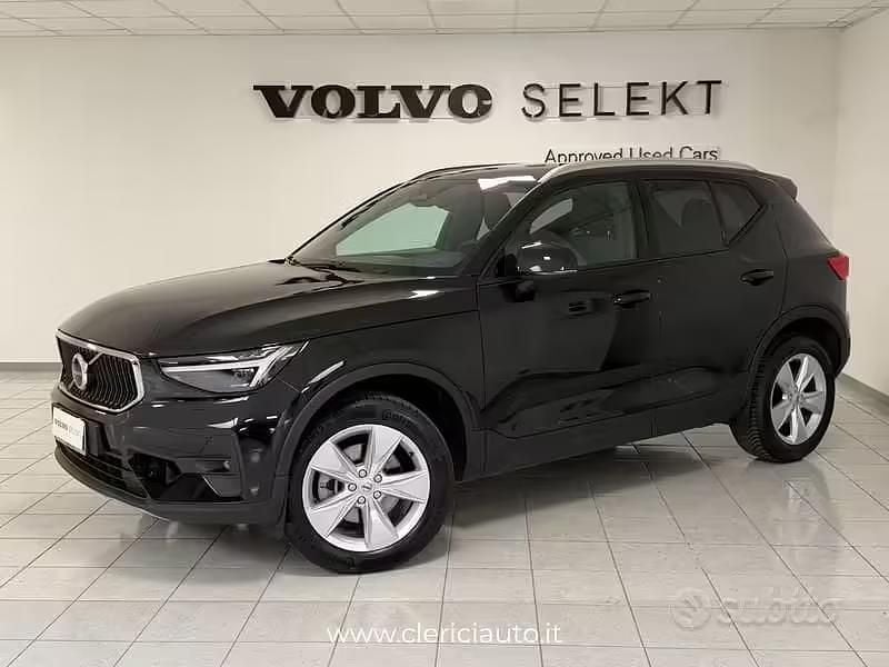 Usata Volvo XC40 Core 163 CV (119 kW) 2025 Nero SUV