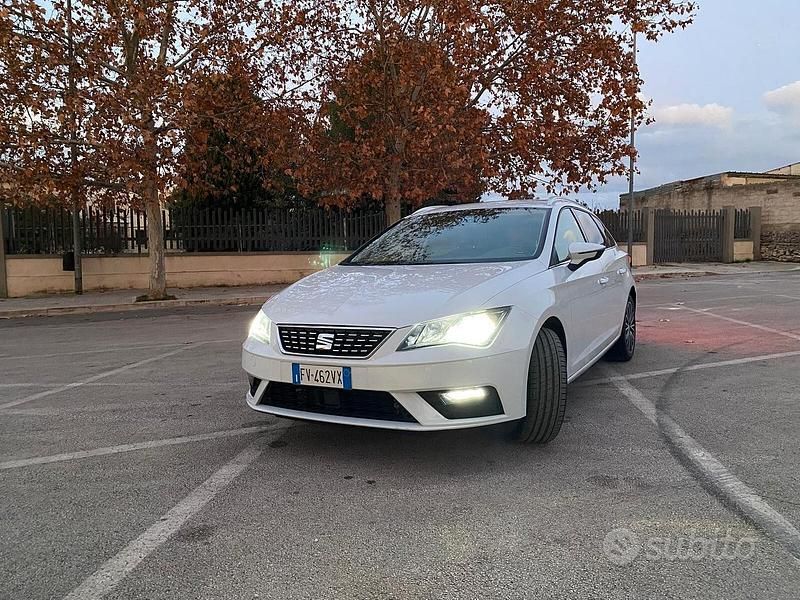 Usata Seat Leon 131 CV (96 kW) 2019 Bianco Station wagon