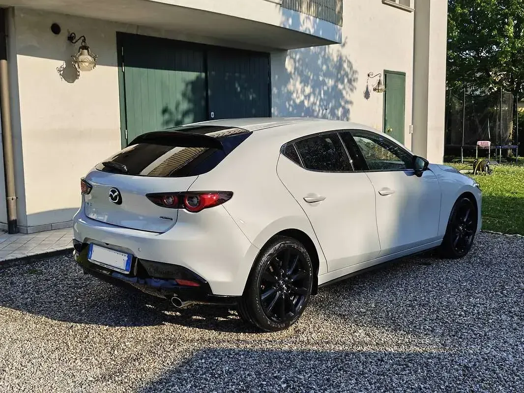 Usata Mazda 3 Nagisa 140 CV (102 kW) 2025 Bianco Berlina