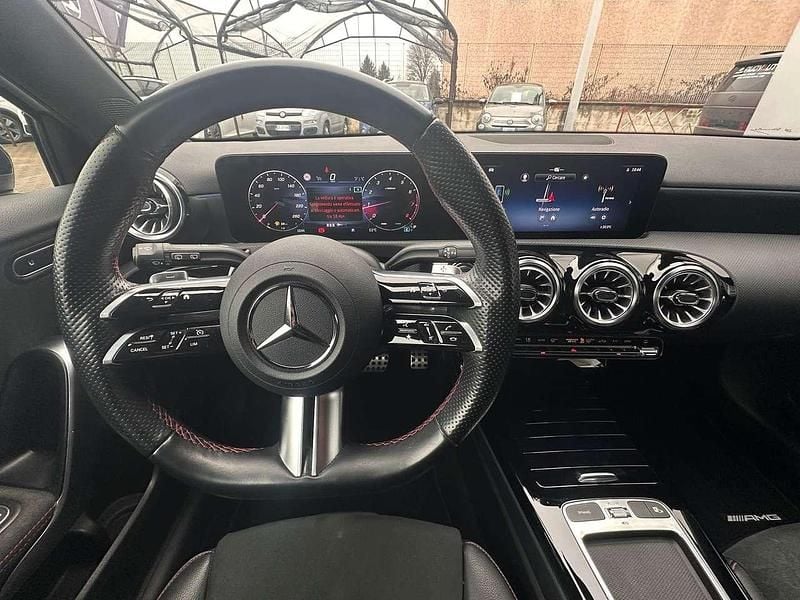 Usata Mercedes A200 AMG Line Premium Plus 163 CV (119 kW) 2023 Nero Berlina