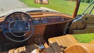 Usata Mercedes 280 SE 200 CV (147 kW) 1969 Oro Cabrio