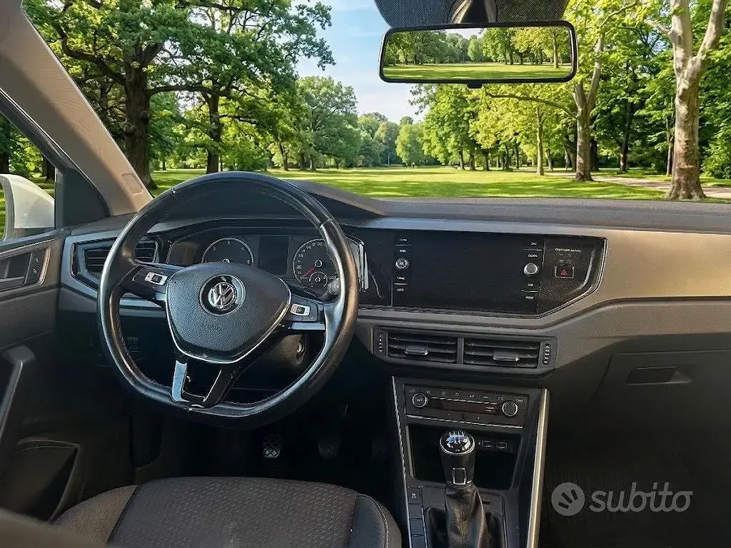 Usata VW Polo Comfortline 95 CV (69 kW) 2018 Bianco Utilitaria