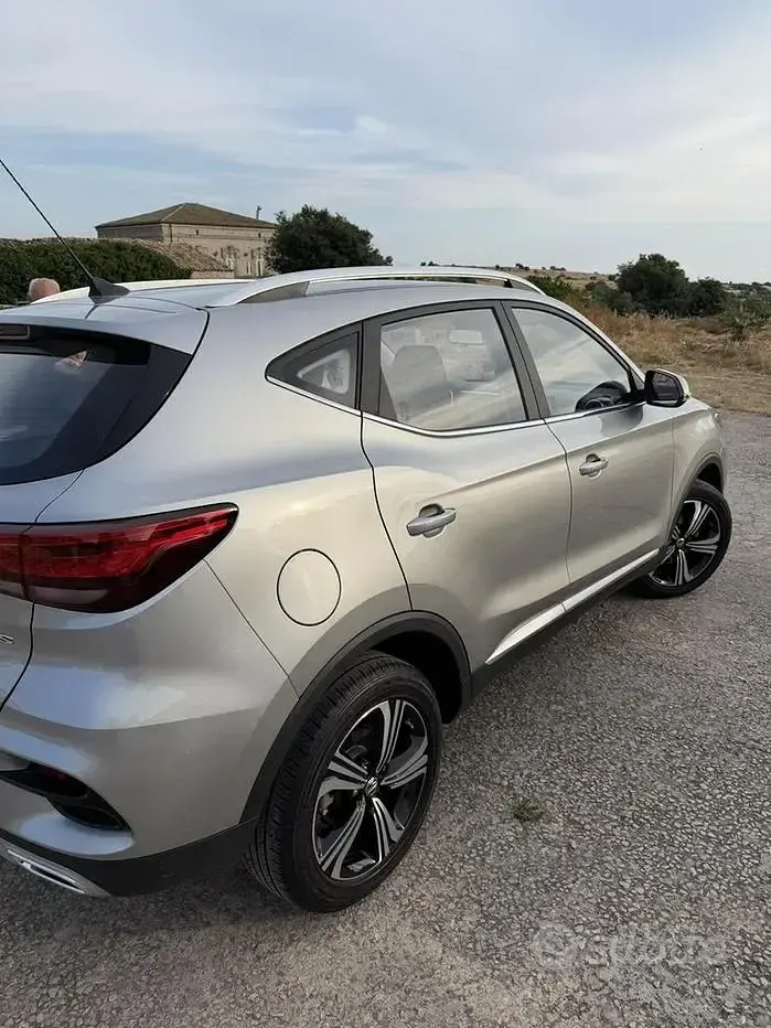 Usata MG ZS 106 CV (77 kW) 2024 SUV