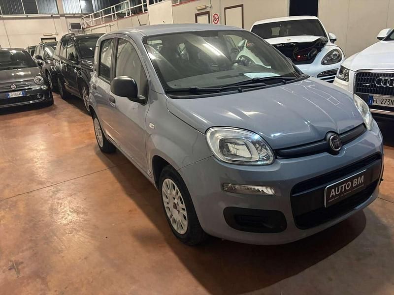 Blu Usata 2019 Fiat Panda Lounge Tre volumi | 8000 € (Ottimo prezzo) - Immagine 1/4