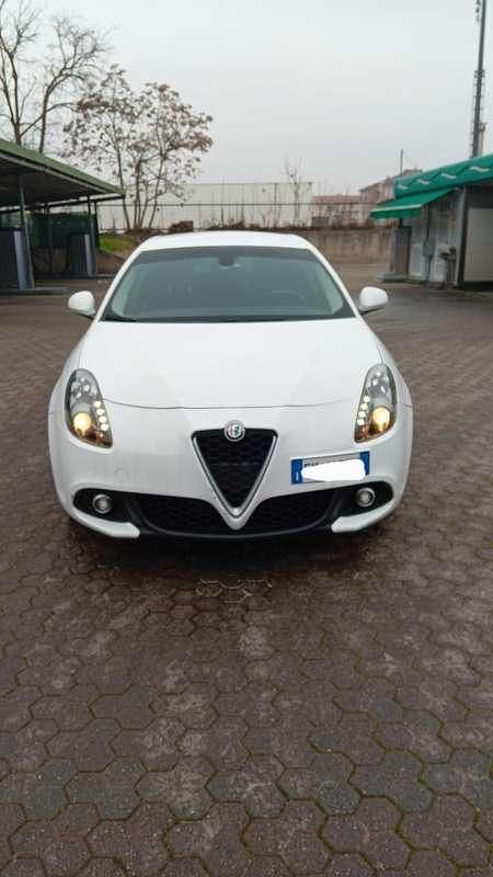 Usata Alfa Romeo Giulietta Super 120 CV (88 kW) 2017 Berlina