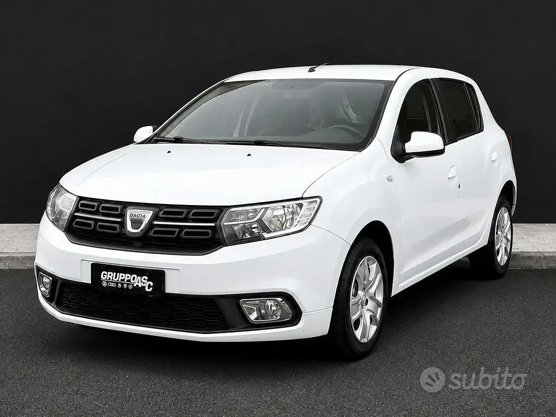 Usata Dacia Sandero Ambiance 75 CV (55 kW) 2017 Bianco Berlina
