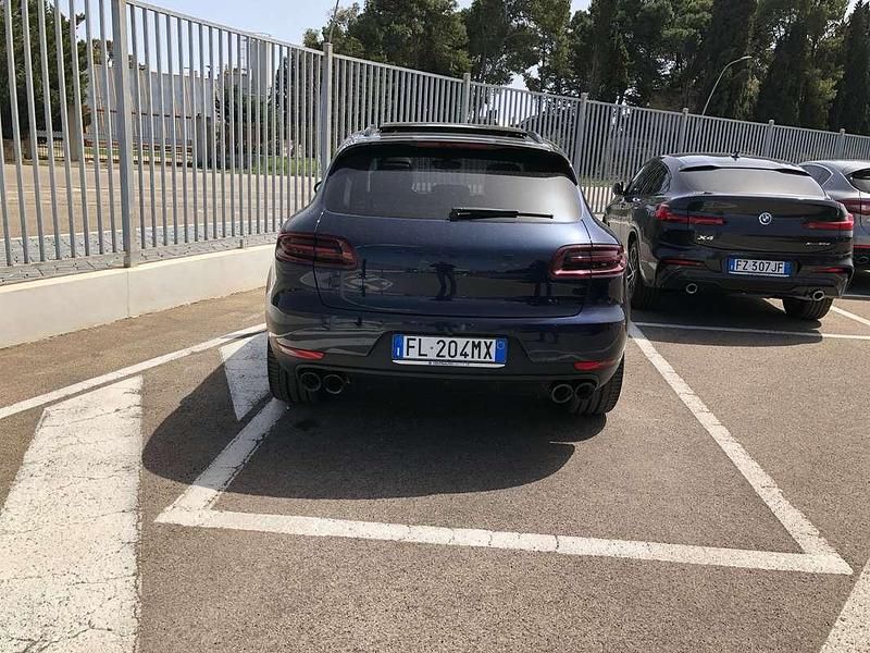 Usata Porsche Macan 250 CV (183 kW) 2017 Blu/azzurro SUV