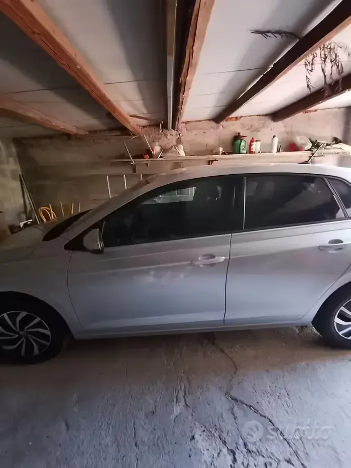 Usata VW Polo Edition 95 CV (69 kW) 2024 Grigio Utilitaria