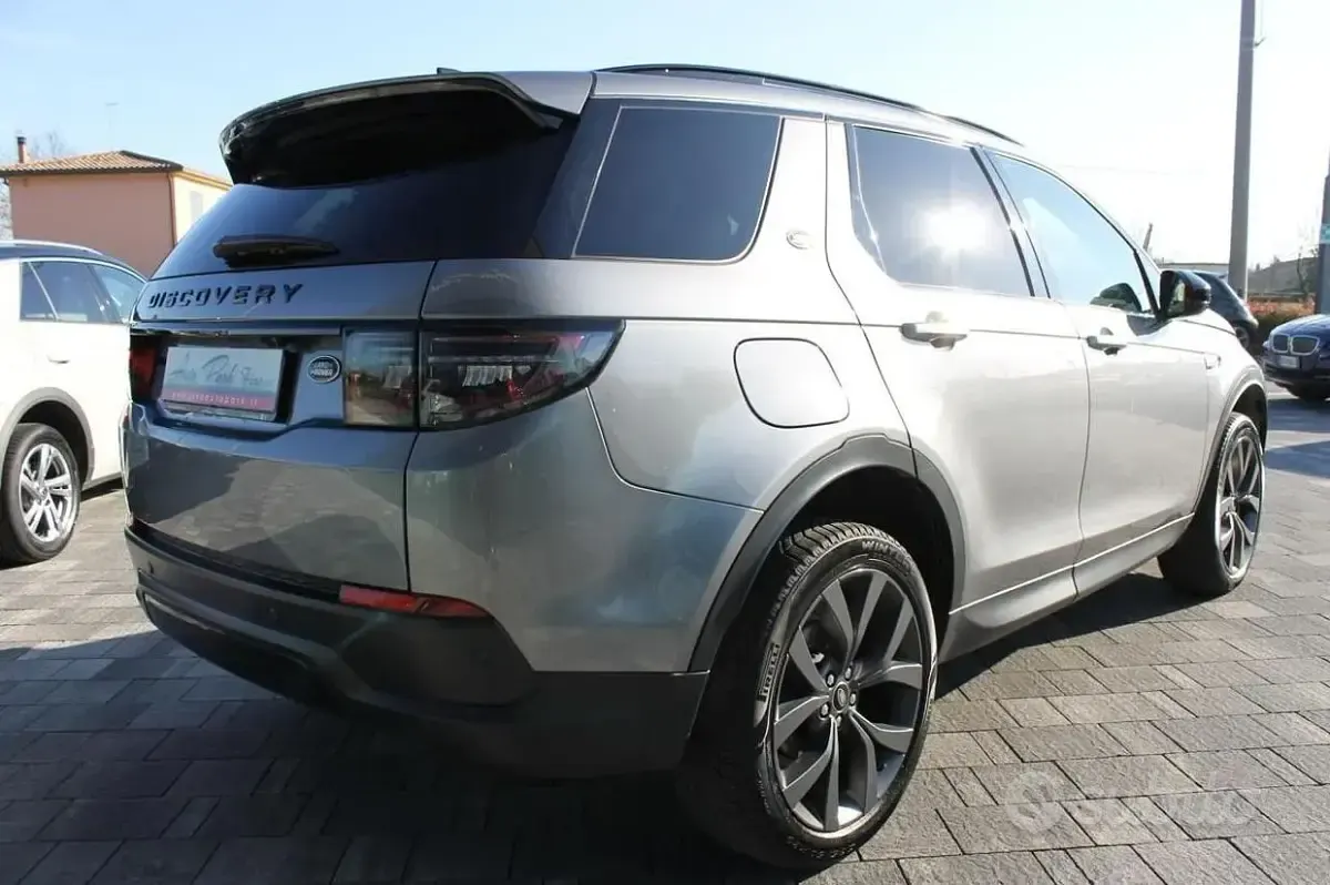 Usata Land Rover Discovery Sport 163 CV (119 kW) 2022 Grigio SUV