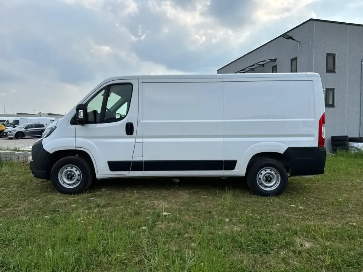 Usata Fiat Ducato 140 CV (102 kW) 2024 Bianco Furgone