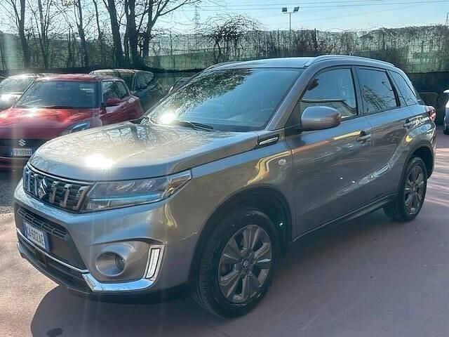 Usata Suzuki Vitara 129 CV (94 kW) 2020 Grigio SUV