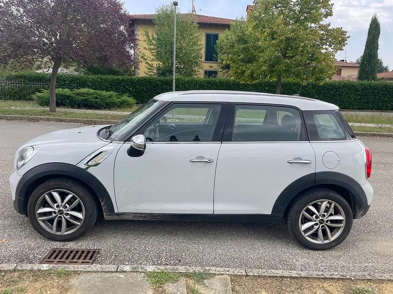 Usata Mini Countryman 90 CV (66 kW) 2011 Bianco SUV