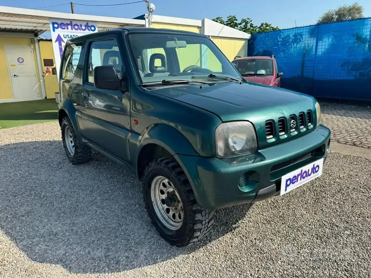 Usata Suzuki Jimny 82 CV (60 kW) 2002 Verde SUV