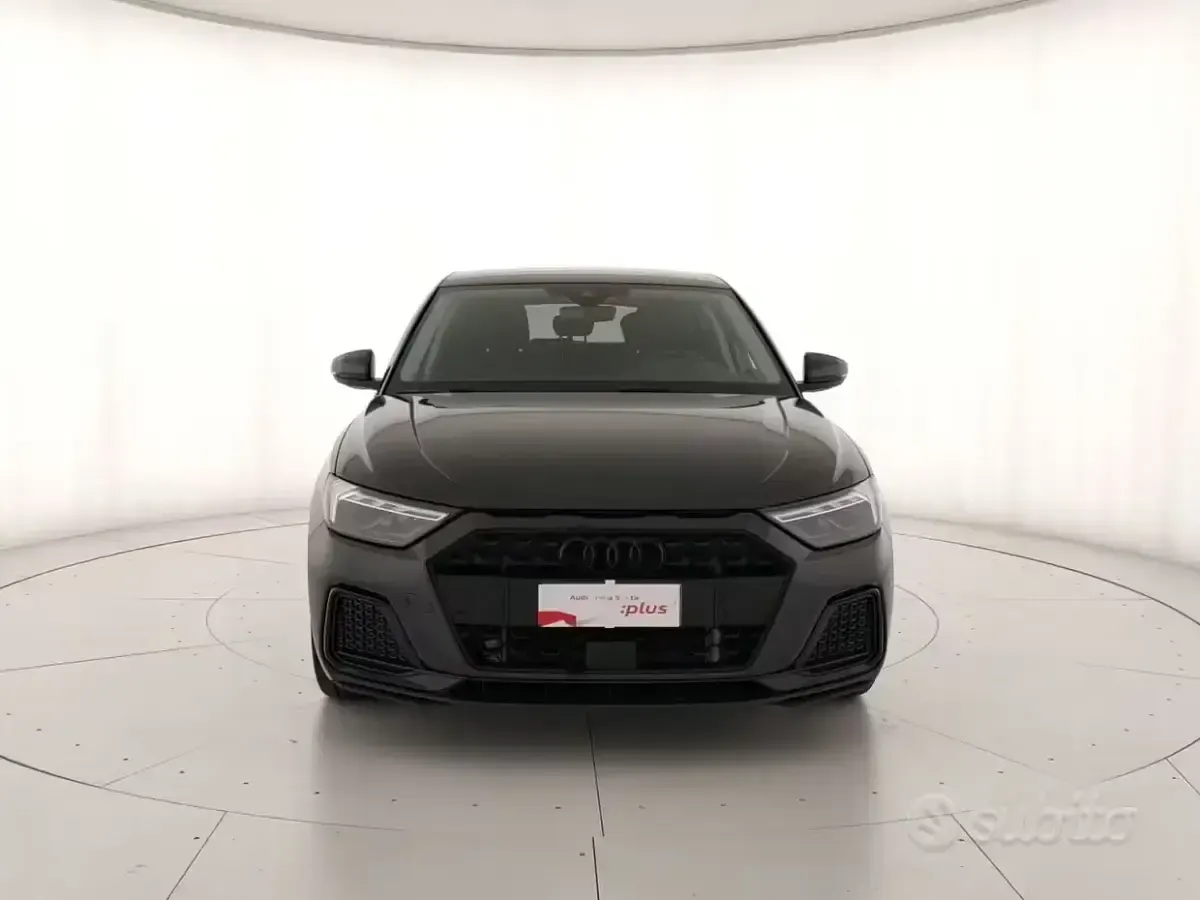 Usata Audi A1 Sportback Advanced Plus 110 CV (80 kW) 2024 Grigio manhattan metallizzato Utilitaria