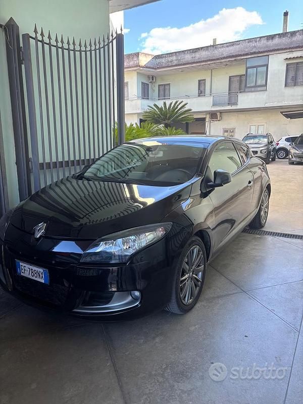 Usata 2010 Renault Mégane GT Line GT-Line Coupé | 2999 € (Super prezzo) - Immagine 1/3