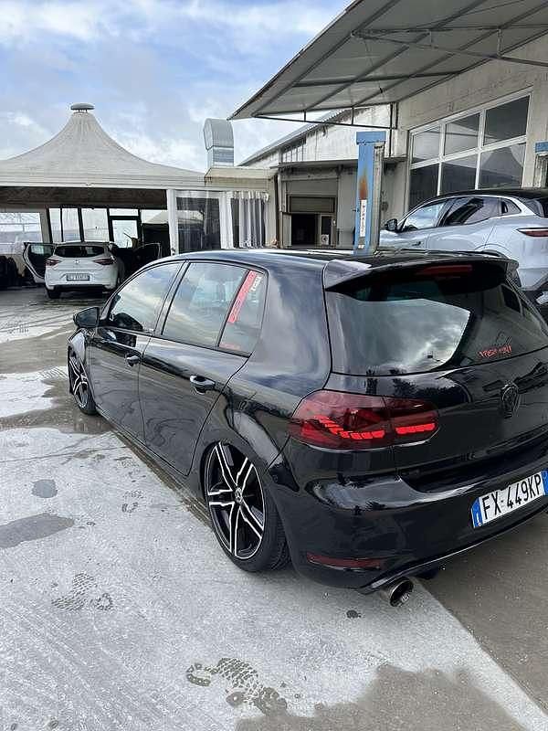 Usata VW Golf VI Highline 105 CV (77 kW) 2011 Utilitaria