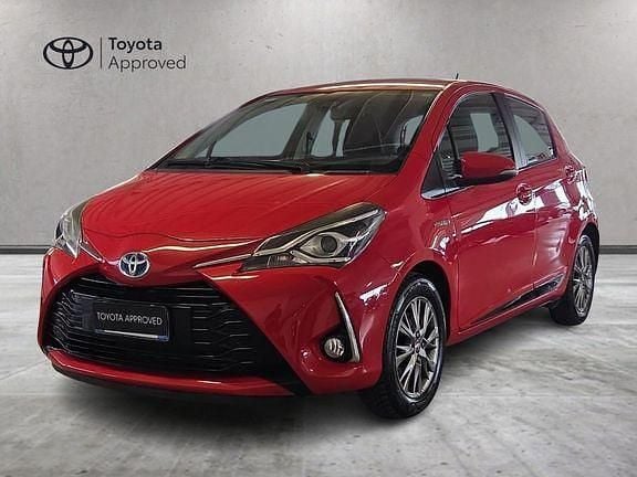 Usata Toyota Yaris Hybrid Active 100 CV (73 kW) 2017 Rosso Berlina
