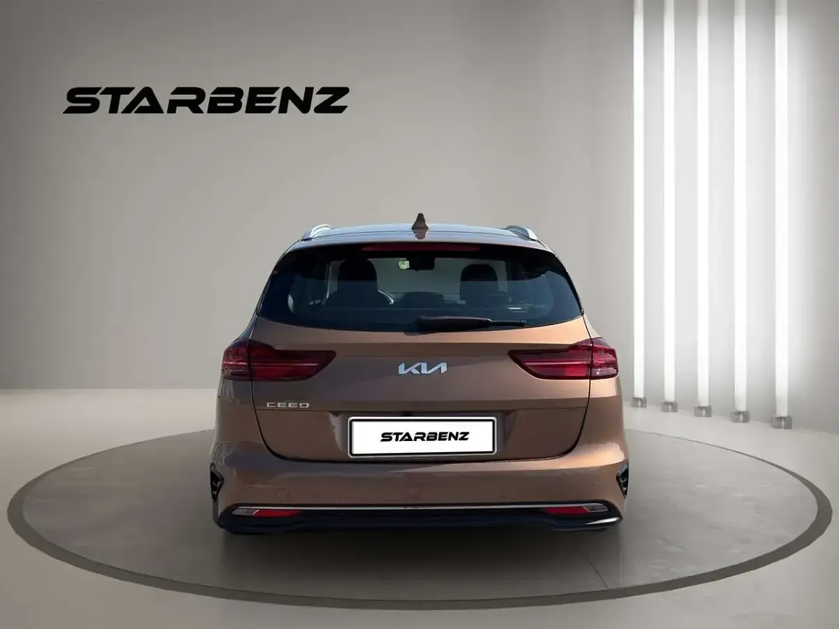 Usata Kia Ceed Sportswagon Style 136 CV (100 kW) 2022 Bronzo Station wagon