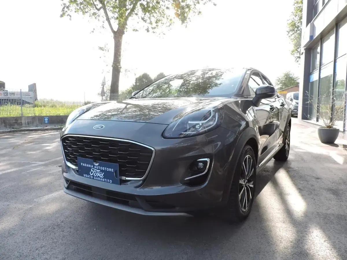 Usata Ford Puma Titanium 125 CV (91 kW) 2023 Grigio SUV