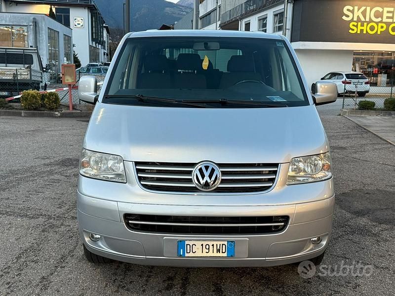 Grigio Usata 2006 VW Caravelle Monovolume | 12.000 € - Immagine 1/4