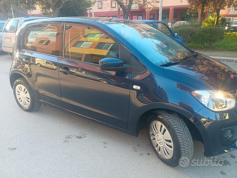 Usata VW up! 67 CV (49 kW) 2014 Blu Utilitaria