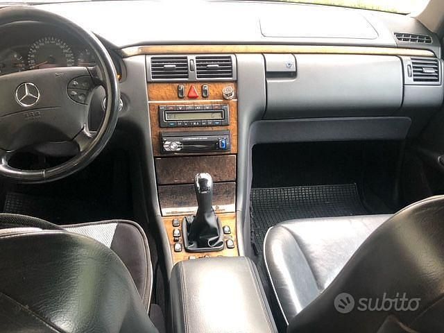 Usata Mercedes E270 1999 Berlina