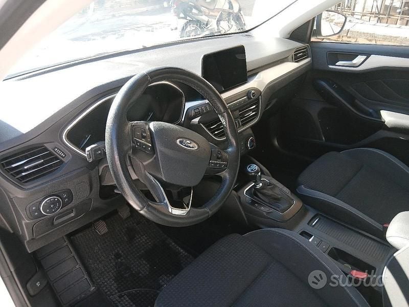 Usata Ford Focus 120 CV (88 kW) 2019 Bianco Station wagon