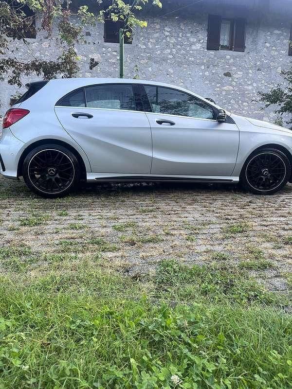 Usata Mercedes A250 AMG 211 CV (155 kW) 2014 Berlina