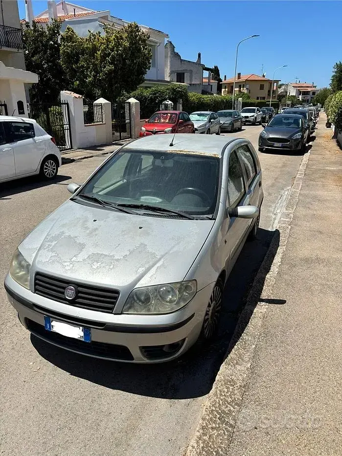 Usata Fiat Punto 69 CV (50 kW) 2004 Utilitaria