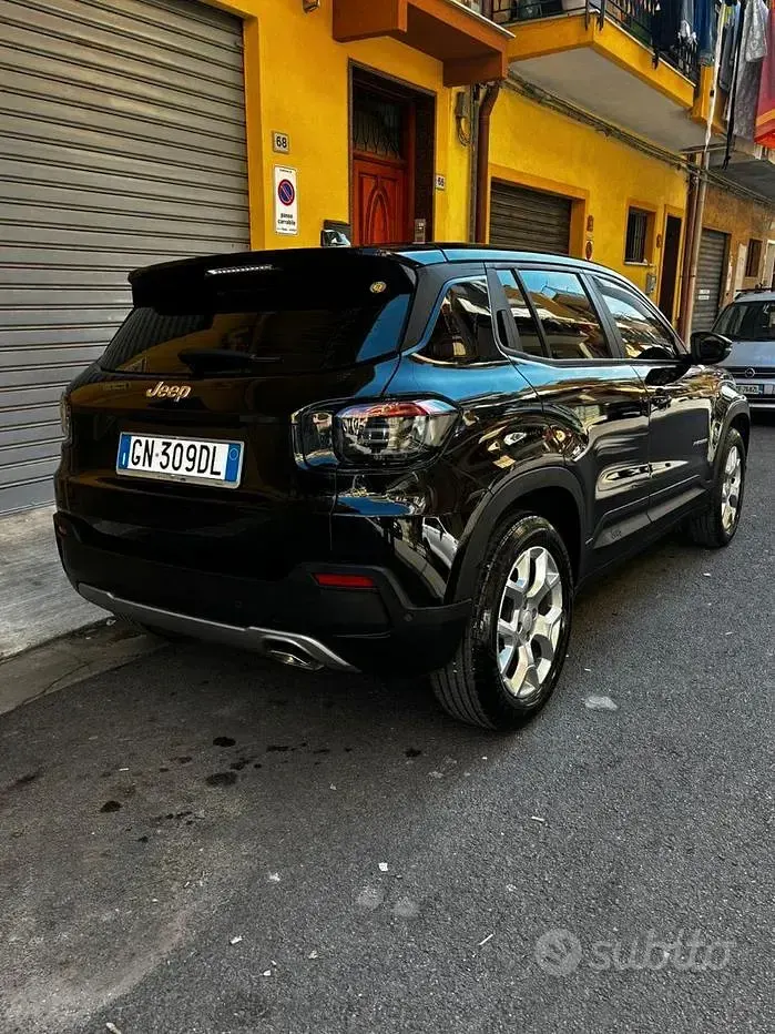 Käytetty Jeep Avenger 101 HP (74 kW) 2023 Katumaasturi