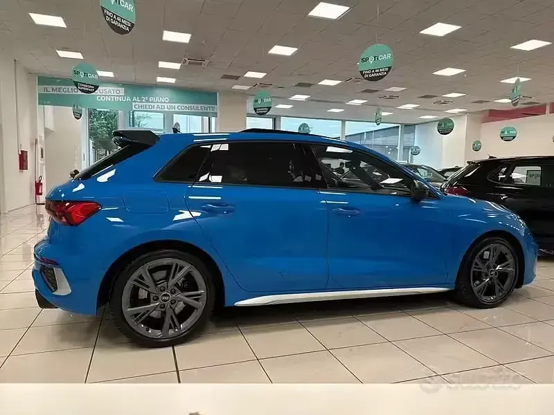 Usata Audi S3 Ambiente 310 CV (228 kW) 2022 Blu/azzurro Berlina