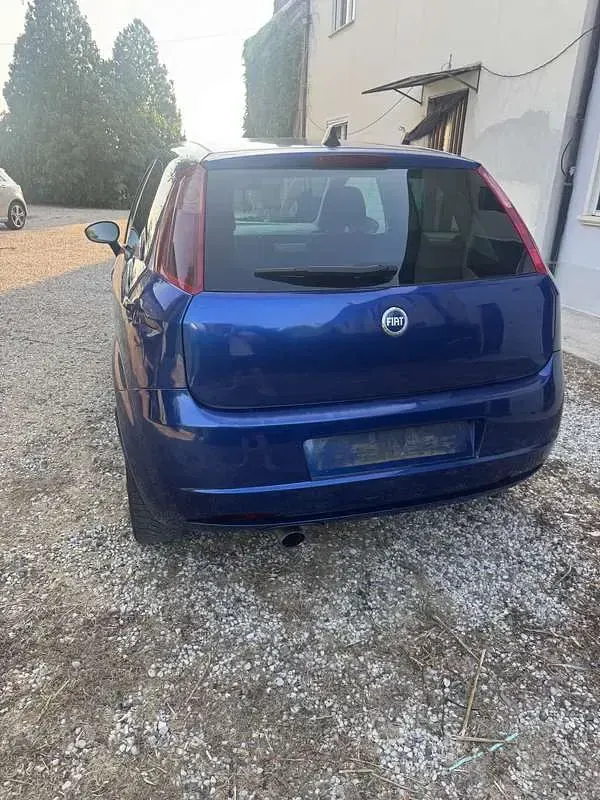Usata Fiat Grande Punto Sport 131 CV (96 kW) 2006 Utilitaria