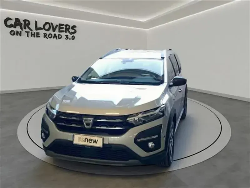 Usata Dacia Jogger Extreme 101 CV (74 kW) 2022 Grigio chiaro Monovolume