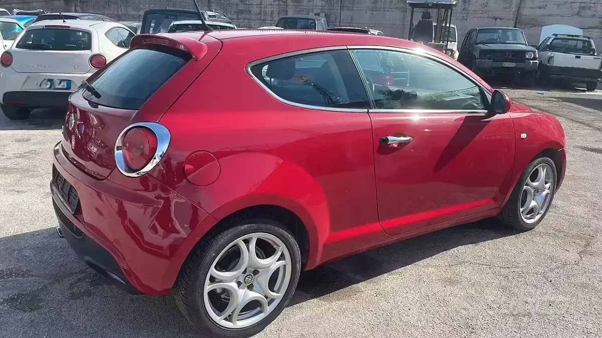 Usata Alfa Romeo MiTo Distinctive 95 CV (69 kW) 2010 Rosso Utilitaria
